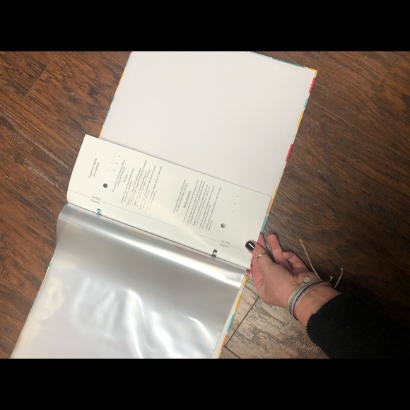 NWOT Scrapbook - Picture 4 of 7